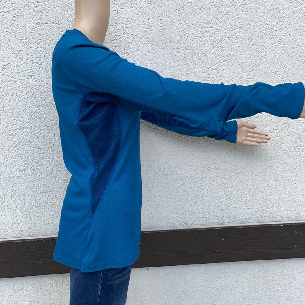 Patagonia Top Blue Performance Base Layer V Neck - image 6